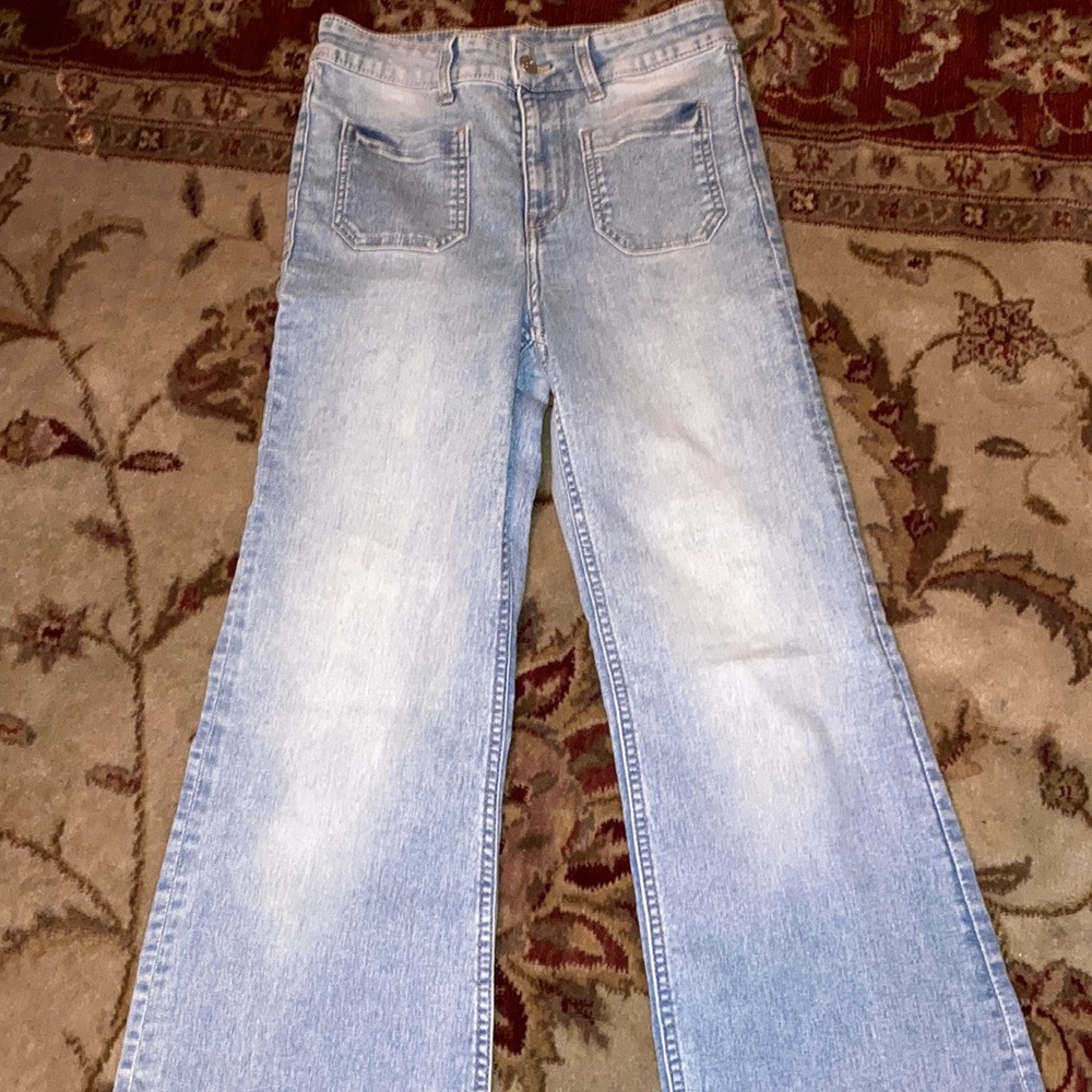 Bell bottom jeans.